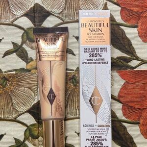 Charlotte Tilbury Beautiful Skin Foundation - 3 Cool